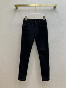 Женские джинсы 2024 Скинни -карандашные брюки для брюк Женская одежда