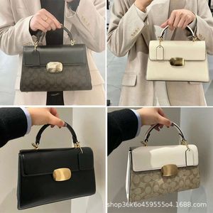 أكياس جديدة إليزا النسائية واحدة الكتف المتقلب حقيبة CR530 Handbag CR531 ركاب البقر متعدد الاستخدامات