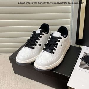 Chanells New Ankle Boots Chanells Men Designers Women Platform Sneakers Low Utility Shadow White Black Spruce Aura Mens Womens Trainers