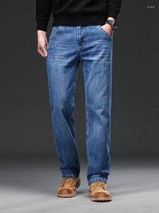 Herren Jeans Herumn Casual Plus Size Straight 38-48 Mode reine Baumwolle einfache und lose geschäftliche Jeans.