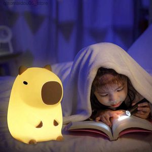 Lampen Schatten niedliche Silikon -LED -LED Capybara Night Light Animal Light Touch Sensor Night Light Childrens Schlafzimmer Dekoration Geburtstagsgeschenk Q240416