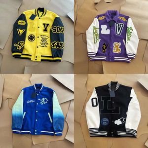 Fashion New Baseball Coat Uniform Giacca di moda giacca singoli a petto Calore Coppia di donne uomini varsity cappotti da uomo abbigliamento designer top s s s s s s s s 's