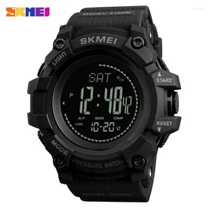 Armbanduhren SKMEI 1358 Outdoor Sports Digital Uhr für Männer, die barometrische Kompass -Militär -Wasserdichte MENS -Uhren Relogio Maskulino messen