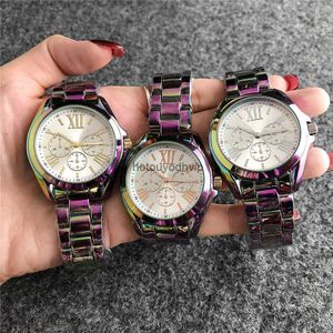 Modemärke Watches Women Girl 3 Dials Colorful Style Metal Steel Band Quartz Wrist Watch M97