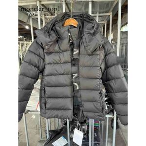 2024 New Mans Jacket Mon Jacket Winter Warm Fashion Classic Coat Men's Women's Down Jacket Fashion Luxury Men's Shiny Jacket Women's Trapstar High-street 4985