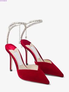 Sandals 2023 Xinshui Diamond Sandal Chain Elegant Red Womens Shoes Model Show Professional Single Shoes New Year Gift Shoes J240416