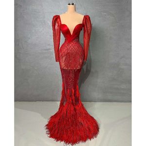 Red Prom Mermaid Dresses Long Sleeves V Neck Bead Lace Satin Appliques Sequins Floor Length Celebrity Feather Train Evening Dress Bridal Gowns Plus Size Custom