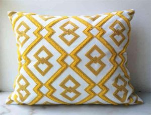 黄色のクッションカバーかわいいダイヤモンド幾何学刺繍枕ケースソファベッドシンプルな家の装飾45x45cm 2109072344207