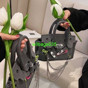 BK Totes Trusted Luxury Cloth Handbag Liten Handmade denim Bag Splicing Beggar Bag Military Canvas Bag Bag Handbag Mode Have Logo HBUM7V