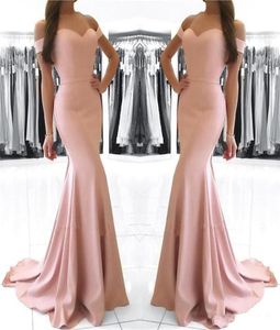 Rouge Pink von den Schulterabschlusskleidern 2019 Sexy Rückenless Satin Sweep Zug Meerjungfrau Formale Partykleid tragen billig lange P5994308