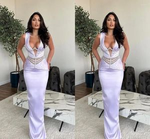 Party Dresses Dubai Arabic Lavender Plus Size Mermaid Evening Long For Women Deep V Neck Beaded Birthday Prom Celebrity Pageant Clows