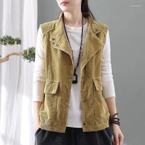 Women's Vests Big Size Vintage Corduroy Cardigan Vest Women Clothing Coat Sleeveless Tops Single-breasted Pockets Korean Fashion Jacket