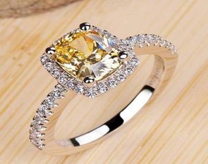 Luksusowy 2 ct 925 Srebrny Sona Diamond Ring 2 Colours05074120