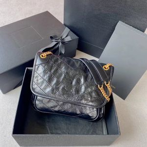 Torby wieczorowe luksusowe torby na ramię Kobiety czarne klasyczne 28cm eleganckie miękkie skórzane torby krzyżowe designerskie torebki hurtowe Wysoka jakość