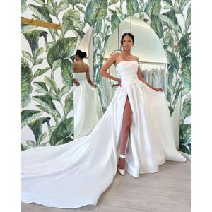 Bajeczne sukienki ślubne w rozmiarze w rozmiarze Woen Satynowe plisy Drapowane boczne Kaplica Suknia ślubna Druga sukienka odbioru na wesele