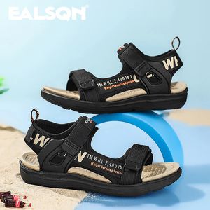 Crianças meninos meninos sandálias infantil sandálias de praia não -lips de fundo macio de meninos respiráveis sapatos de crianças leves 240409