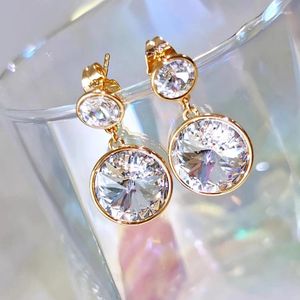 Dangle Küpe Kadınlar Sarkan Kız Partisi Mücevherleri için Avusturya'dan Kristallerle Yapılan Model Modeli Yuvarlak Asma Küpeler bayanlar bijoux Hediyesi