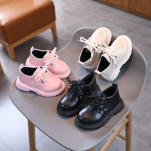 Barnskor Spring Autumn Boys Leather Shoes White, Pink, Black Soft Sules Handiness Summer Baby Shoes Frenum Non-Slip Solid Color Girls Leather Shoes