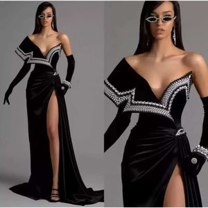 Black Veet Evening Sweep Train z ramion Sukienki na bal matarkę wysoko szczeliną Perły Vestidos Formalne suknie gwiazdy sukienki