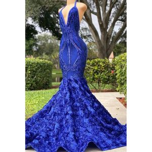 Blue Elegant Royal Cascading Lace Flowers Prom Dressess Sexig Mermaid Halter Neck Appliciques Sequins Satin Long Evening Gowns Backless Party Vestidos