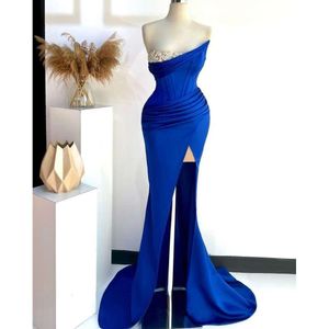 Royal Blue Elegant Mermaid Prom Dresses Axless Pärlade kristaller Backless Formal Wear Evening Party BirthDat Pageant Second Reception Special OCN GOWNS