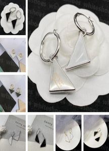 Projektant Triangle Badge Stud Hip Hop Style Studs Women Men Silver Hoop Earring Party Wedding Colkings6474876