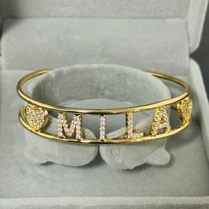 Customized Zircon Letter Bracelet Bangle Opening Full Diamond Personality Name with Heart for Women 240416