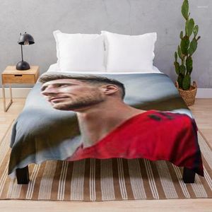 Coperte Leon Christoph Goretzka Art lancia un divano gigante coperta per