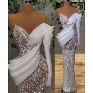 2022 Plus Size Arabic Aso Ebi Lyxig spetsmantel Bröllopsklänning Sheer Neck pärlor pärlor vintage brudklänningar klänningar zj505