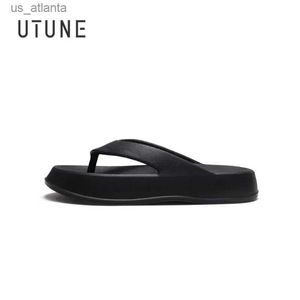 Slippare Utune Flip Flops för par kvinnor och män sommarskor utomhus platt fot Eva gummiplattform strandglas H240416