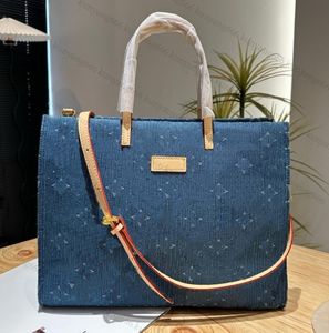 Designer denim papillon handväskor stor kapacitet shopping väska kvinnor resor mode axelväskor crossbody canvas sac