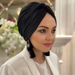 Szaliki 2024 Muzułmańskie hidżabowe szalik podkładka abaya headwrap dla kobiety islamska koszulka instantowa dama marszczyła arabskie czapki jedwabne czapki