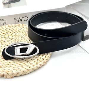 Designer D حرف Dashion Buckle Leather Belt Width 2.8 سم 20 نمطًا عالي الجودة من الحزام للرجال والسيدات مع Box AAAAA