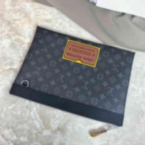 가방 M69256 가죽 판매 최신 최신 여성 M41063 Flicie Pochette Red Dustbag