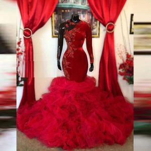 Red Veet One Long Sleeve Formal Evening Dresses Appliques Beaded Tiered Tulle Prom Party Gowns Sheer Back For Arabic Dubai Women