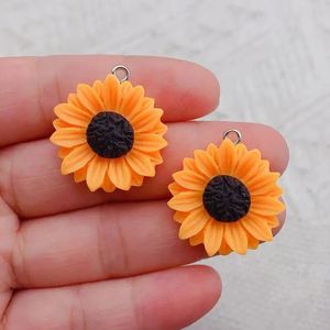 10pcs Trend Sunflower Flower Resin charms For Making Craft Accessory Decor Bulk DIY Jewelry Findings Making 240408