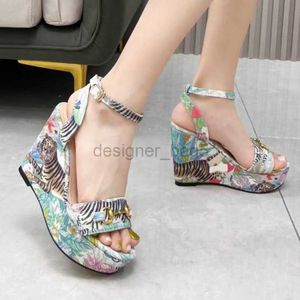 10A top quality Designer Women Sandals Wedge High Heels Platform Pumps Buckle Flowers Green Stripes Sandal Summer Beach Shoes With Box