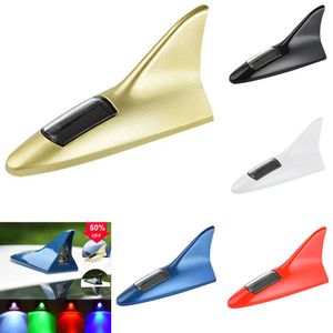 2024 Bildekoration Pilot Solar Shark Fin Antenna Tak Bakljus Auto Modifierad bil Flashing Varning Svanslampan LED Flash Lamp