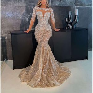 Evening Exquisite Mermaid Dresses Long Sleeves V Neck Halter Appliques Floor Length D Lace Hollow Diamonds Zipper Prom Plus Size Gowns Party Dress