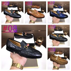 2023 Top Men Designers Sapatos Sapatos de escritório clássico Casamento original Taplo de luxo Sapatos de verão Mocasins pretos marrons 38-45