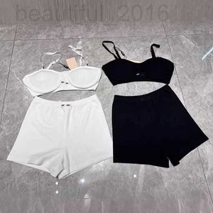 Kvinnors spårningsdräkter Designer Trendy 2024 Sommarålder Minska Girl Style Elegance Sexig Short BH och Shorts Tvådelad simning Set för kvinnor OS2J