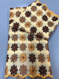 Нигерийская хлопковая вышива кружевная ткань 2024 Высококачественные 5 ярдов Африканские вуали -камни кружевные ткань для свадебного вечернего платья 240429