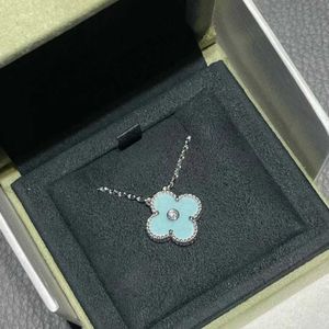 Designer Christmas Goldvan Clover with Diamond Necklace for Women Thick Electroplated Tianhe Stone Pendant in Pure Sier