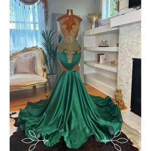 Grön Sheer O Neck Long Mermaid Prom Dress for Black Girls 2024 Guld Tärlad Rhinestone Födelsedagsfestklänningar Kvällsklänningar Robe de Bal 0305 es es es