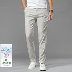 Sommer Ultradünnen Mens Ice Silk Casual Hosen weich komfortable farbige elastische Business Gerade Hosen Marke Biege Khaki 240415