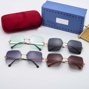 Frameless Eyewear Gold Metal Frame Solglasögon för kvinnor män polygon anti-blu-ray missfärgning klara optiska linser lyxdesigner skuggningsglasögon med box cu6