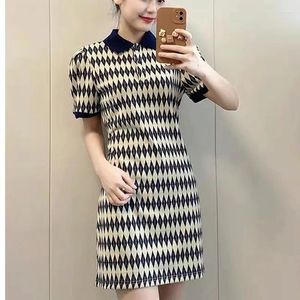 Casual Dresses Vintage Plaid Polo Neck Sticke Dress Summer 2024 Women's Clothing Sweet Short Bubble Hleeves Slim A-Line Mini T122