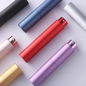 Butelki do przechowywania 10pcs/partia 10 ml perfuma butelka przenośna cząstka szklana pusta kosmetyczna podróż aluminiowa atomizer