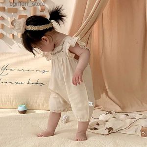 Rompers Milancel 2024 Summer Baby Girls Clothes Brodery Rompers Dedicate Falre Sleeve Gilrs Jumpsuits L410