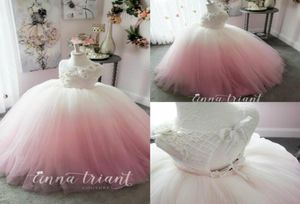 2020 Rainbow Flower Girl Dresses Jewel Neck Lace Flowers Flower Boho First Communion Abito per bambina ALINE Kids Birthday Pa5200857